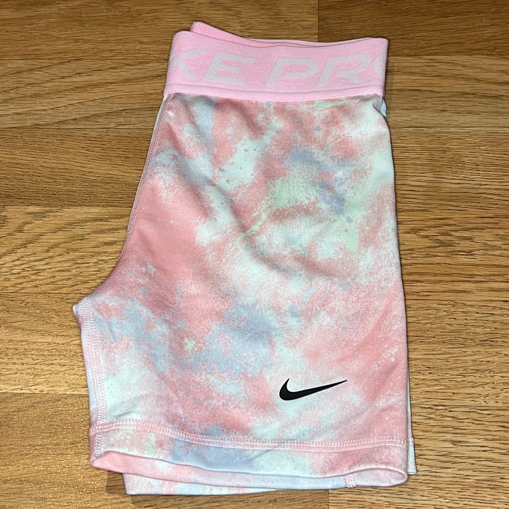 Girls Nike PRO 3” training shorts